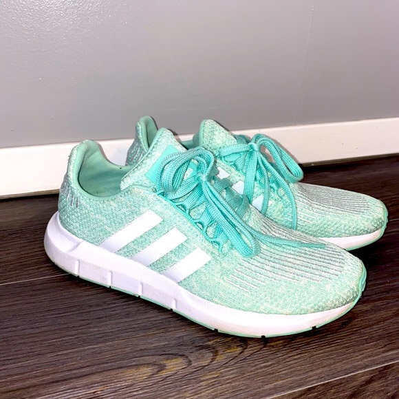 adidas Shoes - Adidas Swift Run